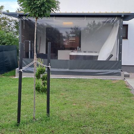 Kuca Za Odmor Domus Alba Villa Branjin Vrh Exterior photo
